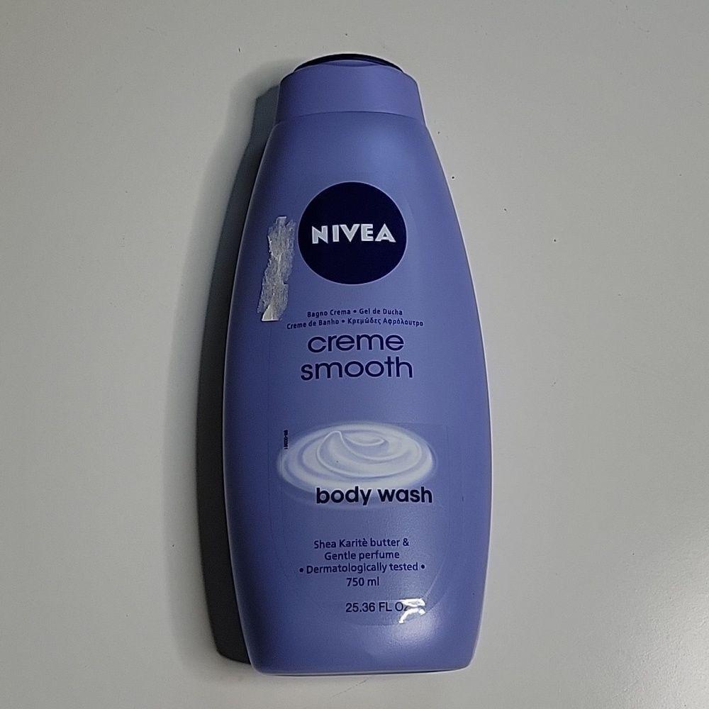 GERMAN NIVEA 25 OZ LARGE SIZE CREME SMOOTH Body Wash from NEW